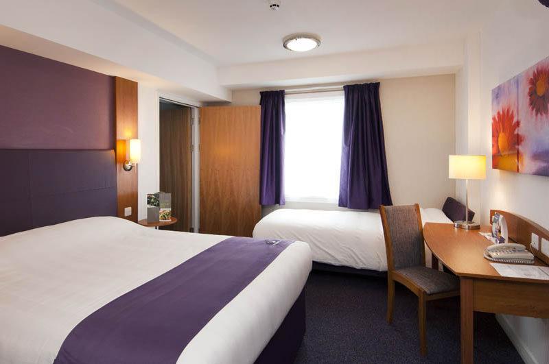 Premier Inn Dudley Kingswinford Dış mekan fotoğraf