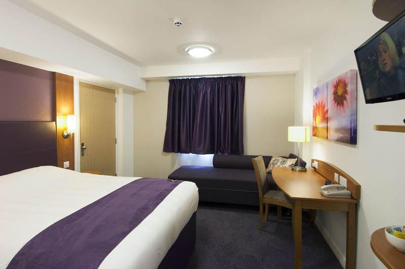 Premier Inn Dudley Kingswinford Dış mekan fotoğraf